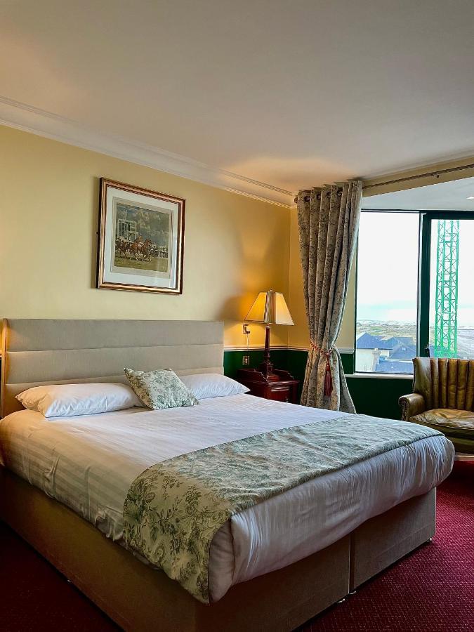 Reddans Of Bettystown Luxury Bed & Breakfast, Restaurant And Bar Exterior photo